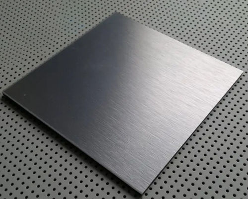 AMS 5514 ASTM A240 0,3 mm tôle d'acier 305 UNS 30500 n° 4 Surface